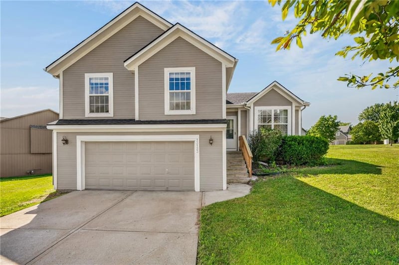 13123 Delaware Ct, Kansas City, KS 66109