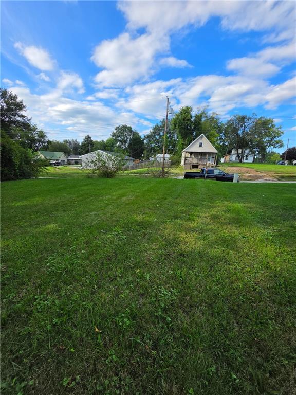 309 E Royle St, Richmond, MO 64085