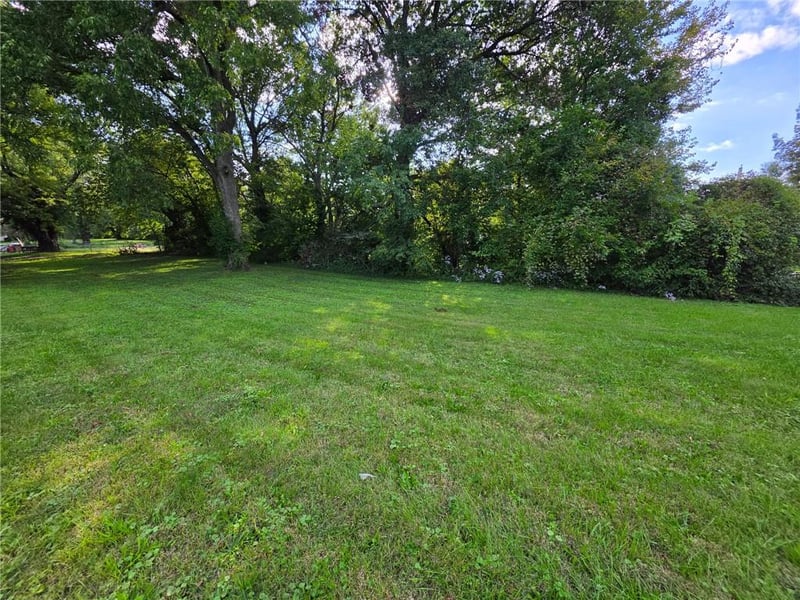 309 E Royle St, Richmond, MO 64085