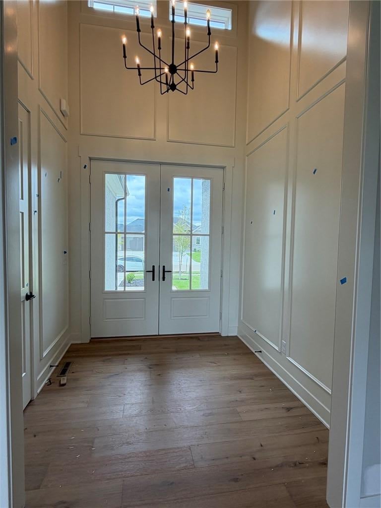 18461 Pawnee Ln, Overland Park, KS 66085