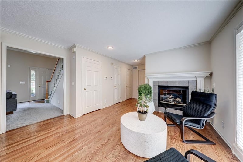 21475 W 121st St, Olathe, KS 66061