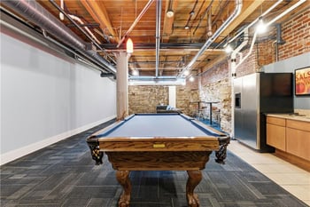 308 W 8th St #201, Kansas City, MO 64105