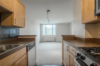 600 E 8th St #5o, Kansas City, MO 64106