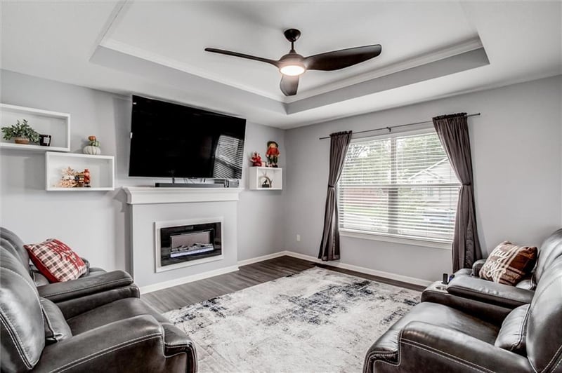 1605 Bay Ave, Independence, MO 64058