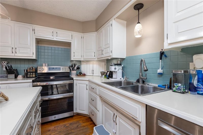 3508 N Park Ave, Kansas City, MO 64116