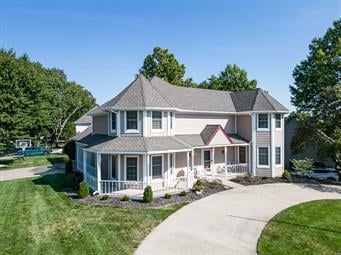 8523 Gillette St, Lenexa, KS 66215