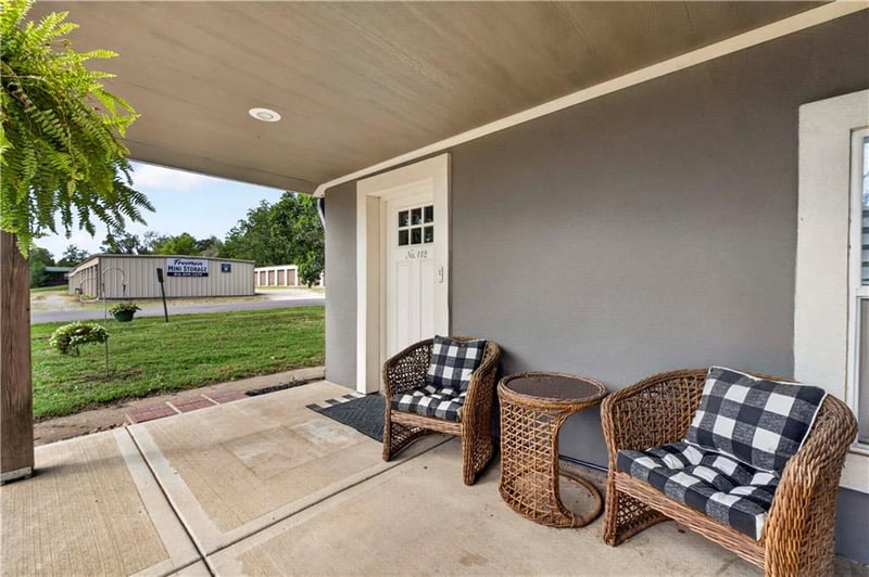 112 W Main St, Freeman, MO 64746