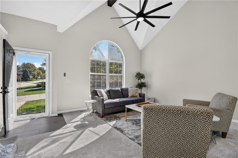 1500 NE Bronze Dr, Lee's Summit, MO 64086