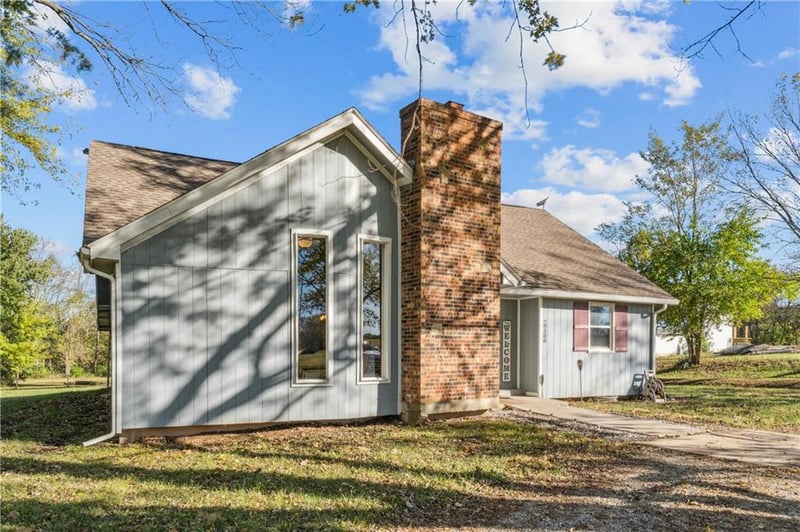 29300 W 119th St, Olathe, KS 66061
