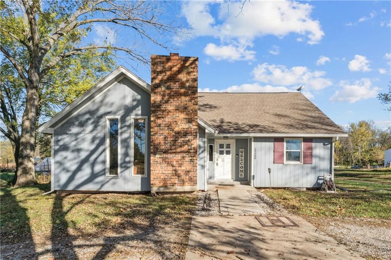 29300 W 119th St, Olathe, KS 66061