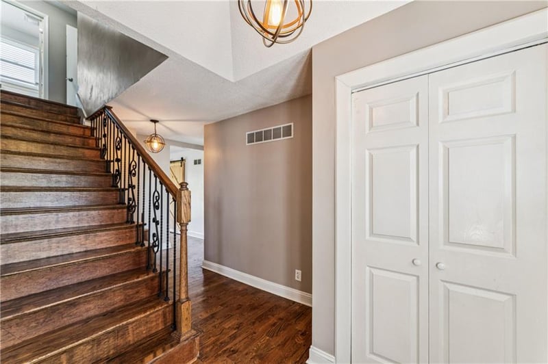 29300 W 119th St, Olathe, KS 66061
