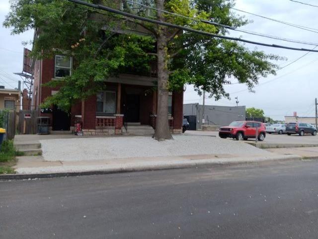 3809 Washington St, Kansas City, MO 64111