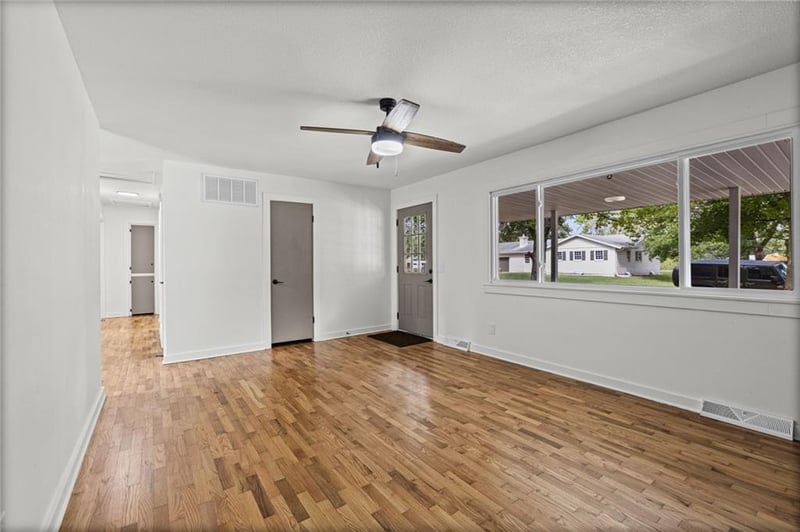 410 E Elm St, Drexel, MO 64742