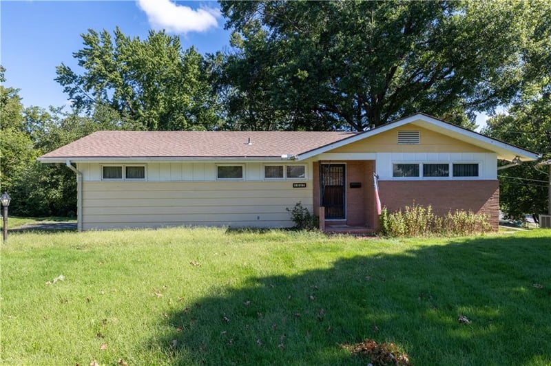 1817 Lovers Lane Heights N/A, St Joseph, MO 64505