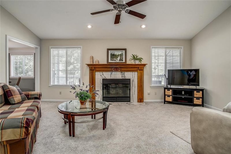 4003 S Chrysler Ave #6, Independence, MO 64055