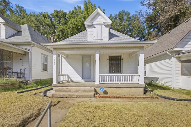 3848 E 9th Ter, Kansas City, MO 64127