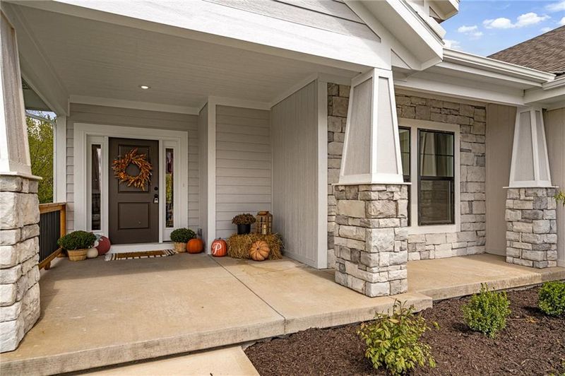 2328 W Wabash St, Olathe, KS 66061