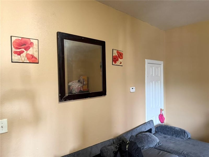 813 W 5th St #813 & 815, St Joseph, MO 64501