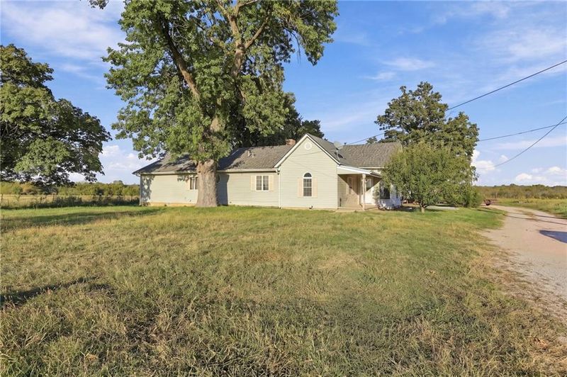 1455 205th St, Fort Scott, KS 66701