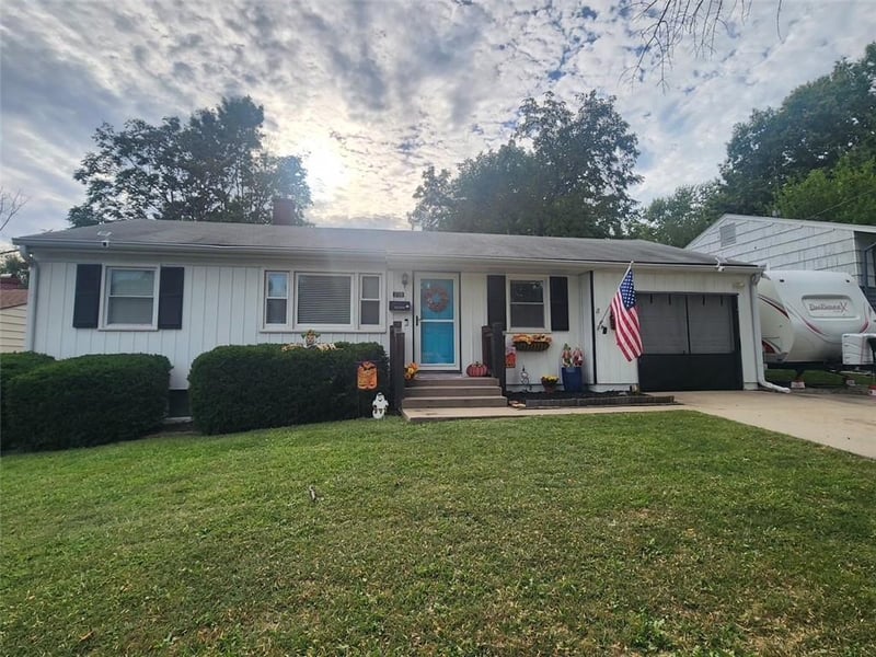 3728 S Osage St, Independence, MO 64055