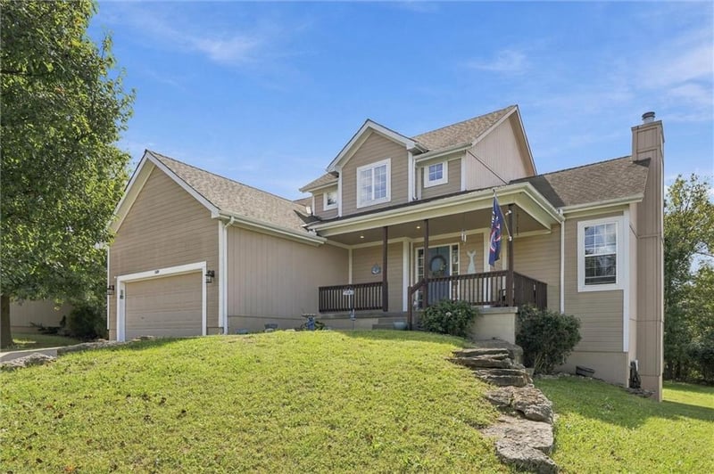 509 Fairway Rd, Belton, MO 64012