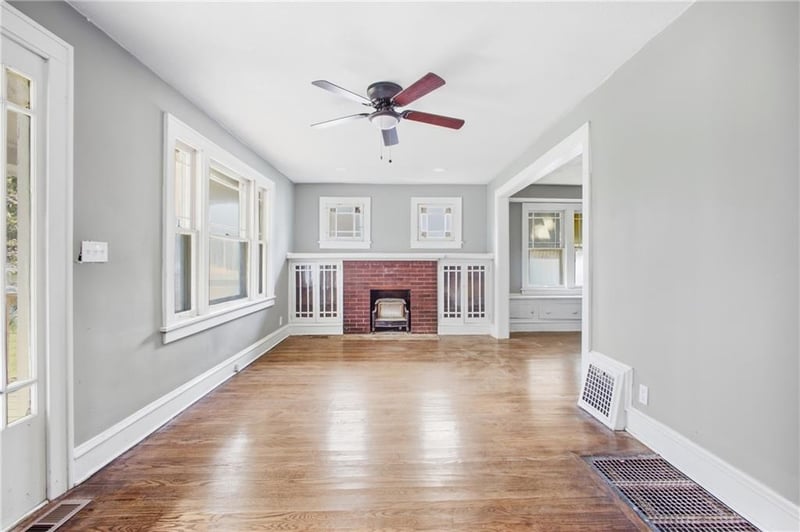 2538 Quincy St, Kansas City, MO 64127