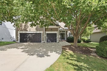 7310 W 145th Ter, Overland Park, KS 66223