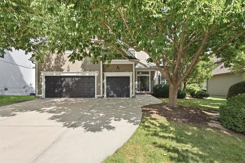 7310 W 145th Ter, Overland Park, KS 66223
