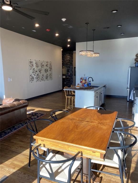 211 N Broadway St, Pittsburg, KS 66762
