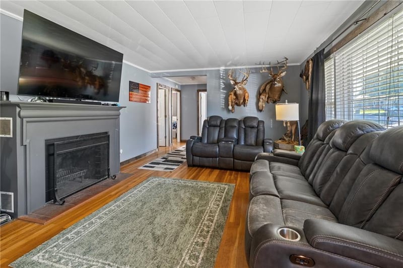 1701 Rosewood Ln, Chillicothe, MO 64601
