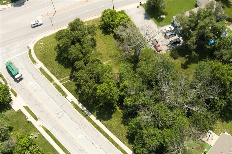 6702 W 151st St, Overland Park, KS 66223