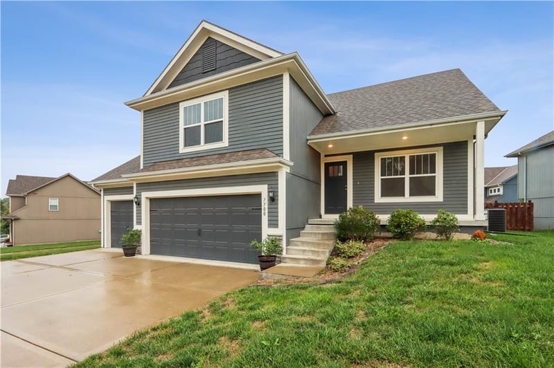 7700 N Lawn Ave N, Kansas City, MO 64119
