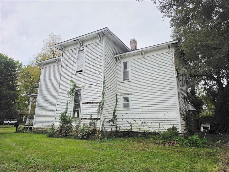 204 S Elm St, Ottawa, KS 66067