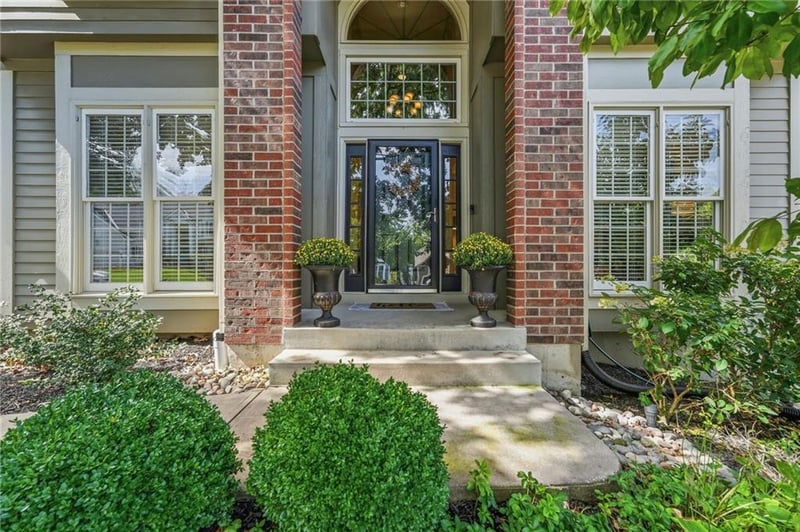 15410 Horton Ln, Overland Park, KS 66223