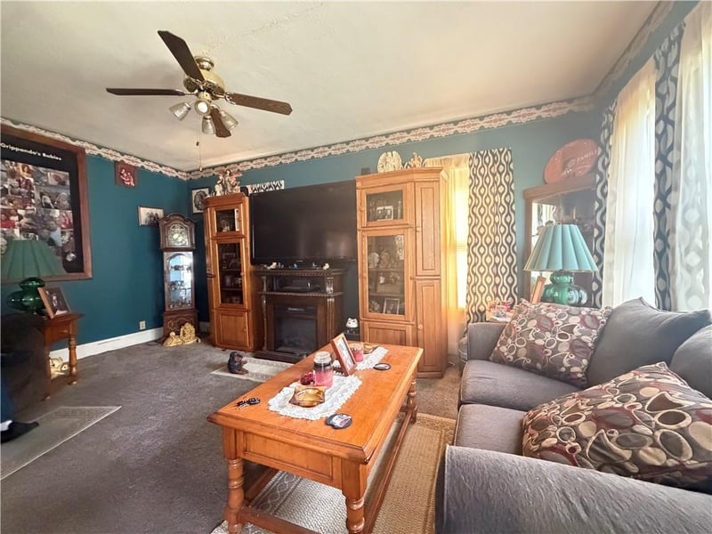 3140 Mitchell Ave, St Joseph, MO 64507