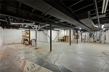 10004 Holly St, Kansas City, MO 64114