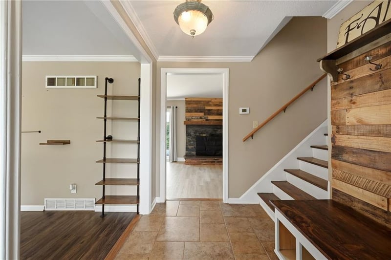2008 W 84th St, Leawood, KS 66206