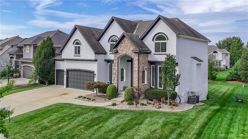 16004 Ballentine St, Overland Park, KS 66062