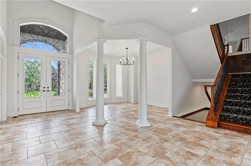 16004 Ballentine St, Overland Park, KS 66221