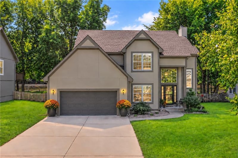 509 NE Garnet Ln NE, Lee's Summit, MO 64064