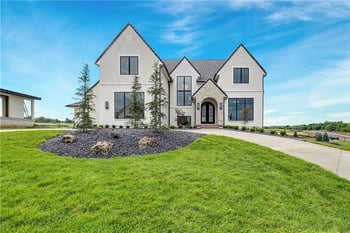 12111 W 173rd Ter, Overland Park, KS 66221