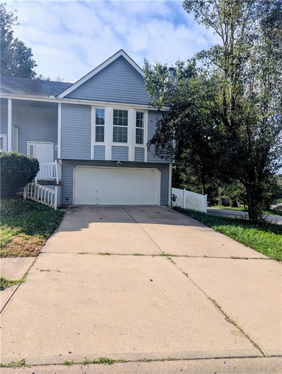 3539 NW 70th St, Kansas City, MO 64151