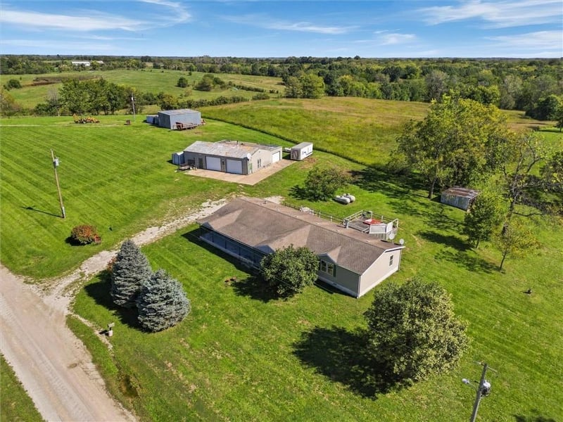 13313 Turnage Rd, Richmond, MO 64085