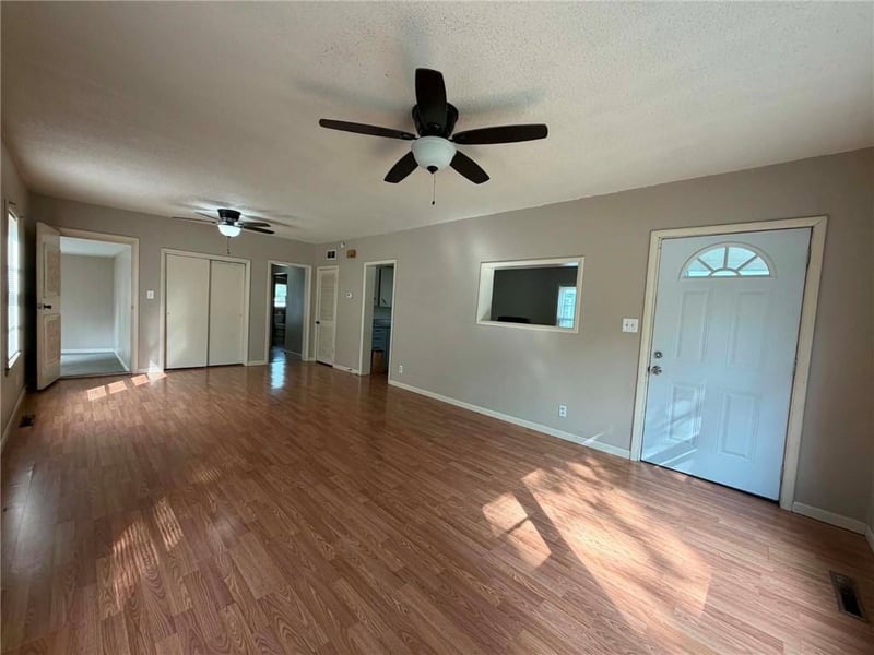 736 S Clark St, Fort Scott, KS 66701