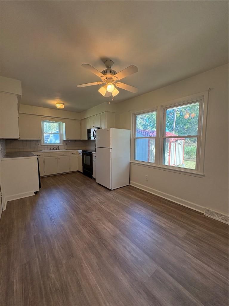 303 E Truman Ave, Clinton, MO 64735