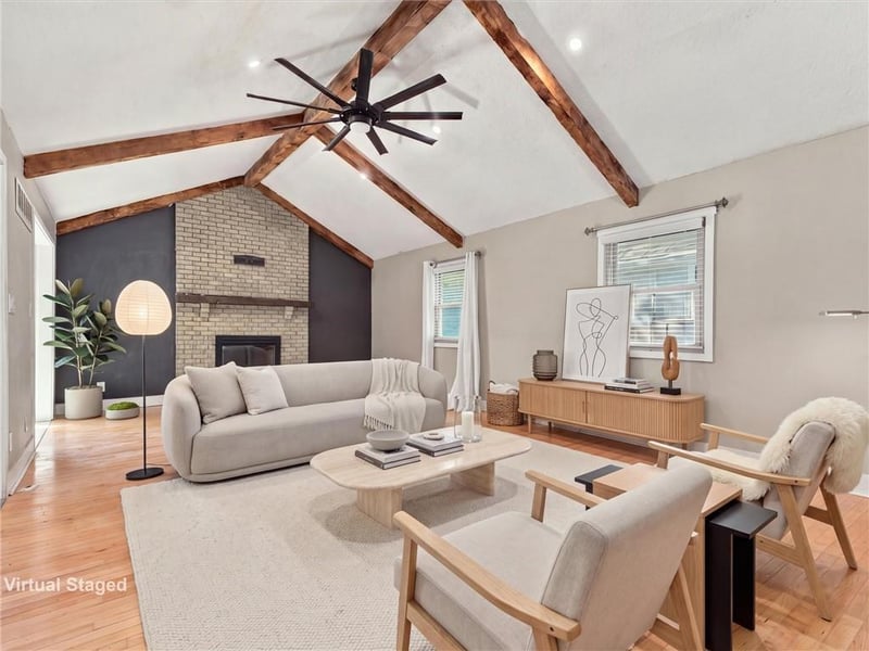 1210 N Withers Rd, Liberty, MO 64068