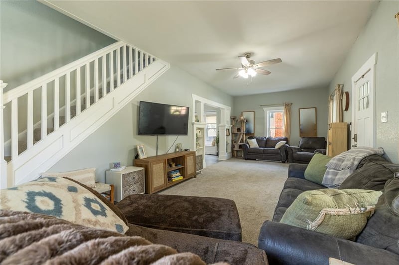 2812 Sherman Ave, St Joseph, MO 64506