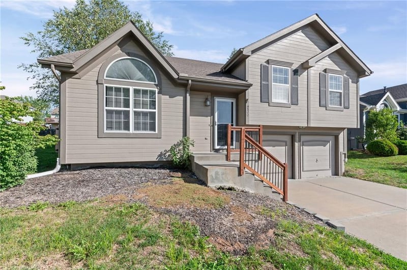 9100 NE 116th Ter, Kansas City, MO 64157