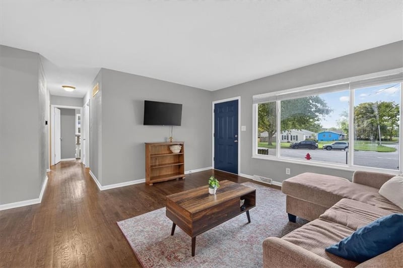 315 N 82nd Ter, Kansas City, KS 66112