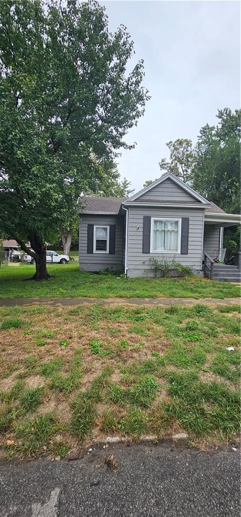 2423 Mary St, St Joseph, MO 64507